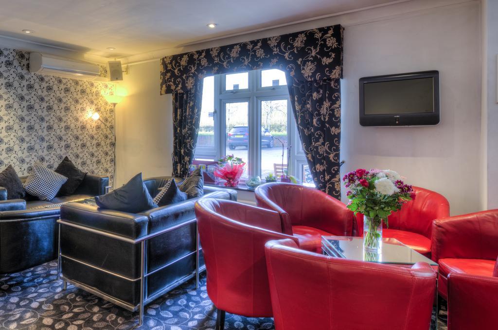 Flexistay Reading West Aparthotel - With Communal Kitchen Use Экстерьер фото