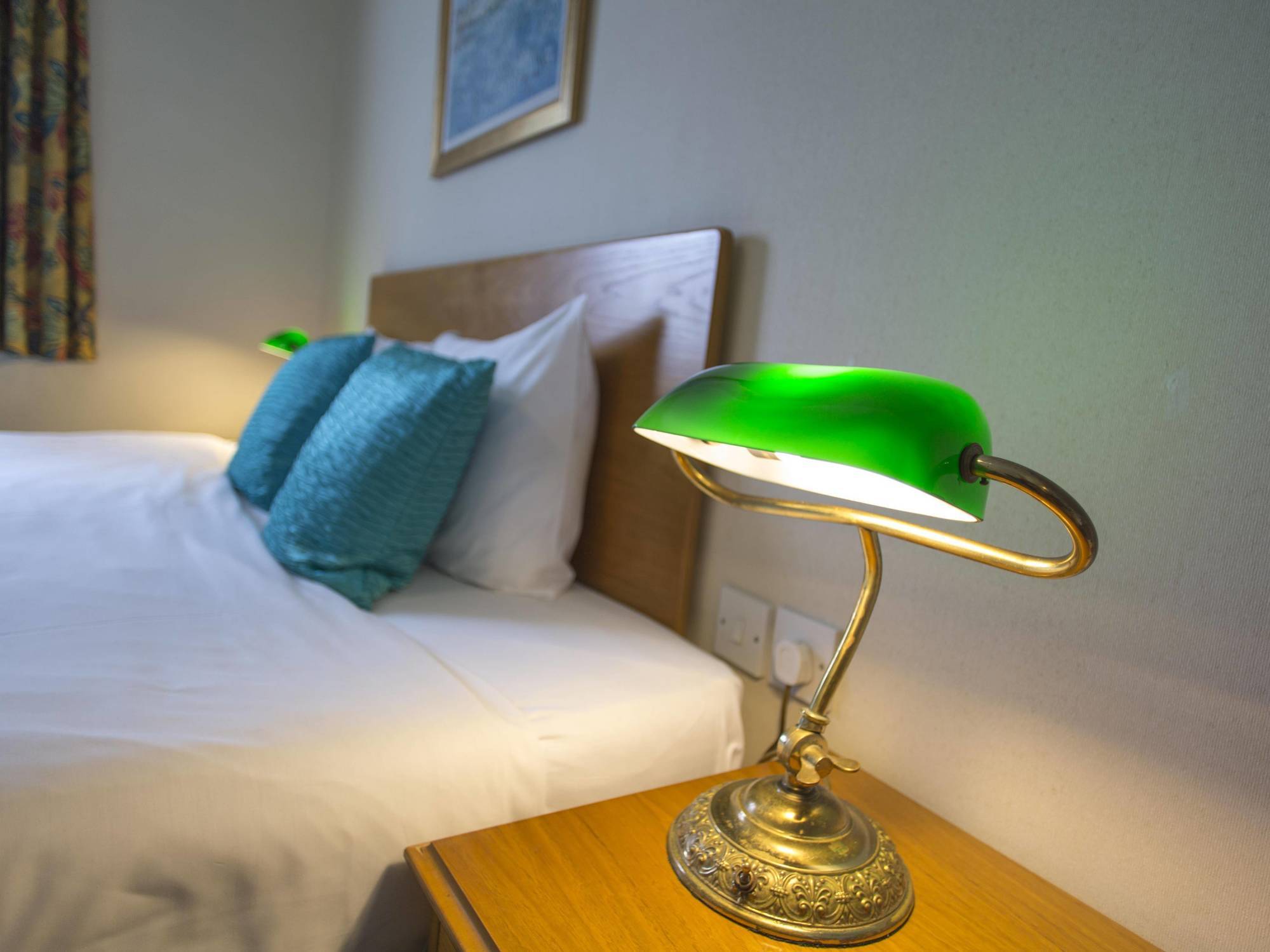 Flexistay Reading West Aparthotel - With Communal Kitchen Use Экстерьер фото